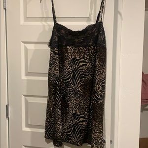 Leopard night gown